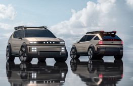 Hyundai Initium concept front and rear